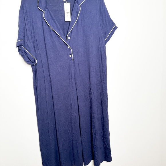 Plus Size Short Sleeve Button Down Navy nightgown with White Piping  1X - Picture 3 of 7